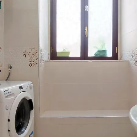 Donna Concetta Arthouse