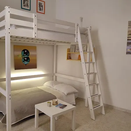Donna Concetta Arthouse Apartment Neapel